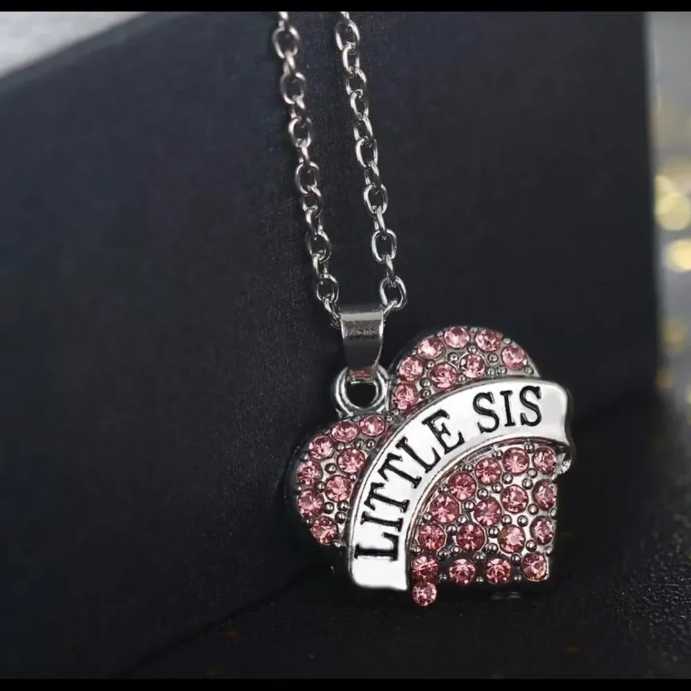 2 PIECE ‘BIG SIS LITTLE‎ SIS’ NECKLACES